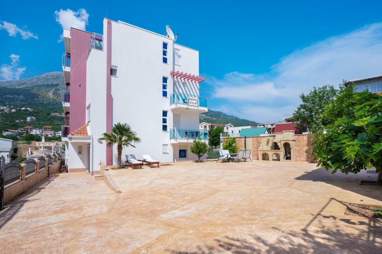 Apartments Vila A1 Dobra Voda Exterior foto